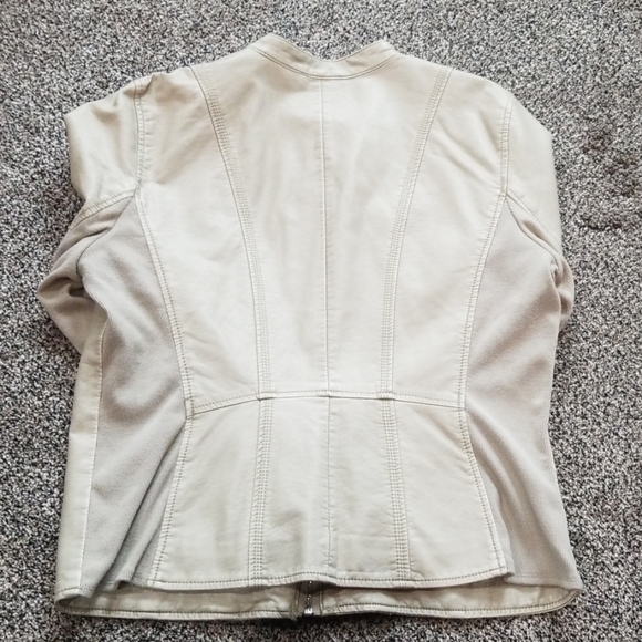 Kenneth Cole jacket - Picture 2 of 2